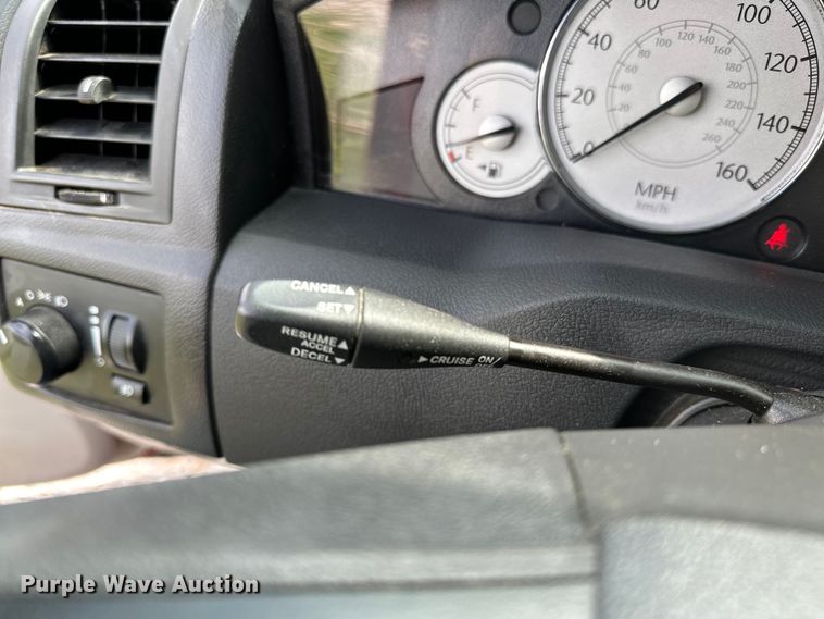 image for item NR9879 2006 Chrysler  300C 