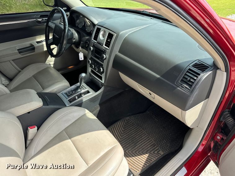 image for item NR9879 2006 Chrysler  300C 