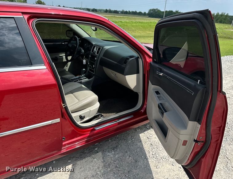 image for item NR9879 2006 Chrysler  300C 