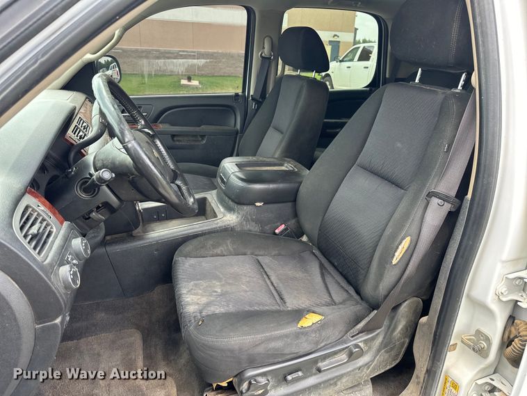 image for item NR9880 2010 Chevrolet  Tahoe  SUV