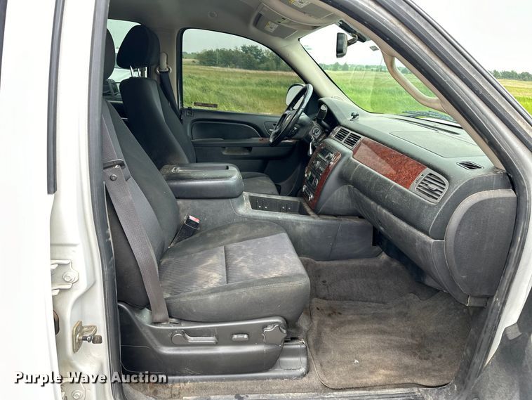 image for item NR9880 2010 Chevrolet  Tahoe  SUV