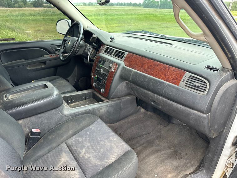 image for item NR9880 2010 Chevrolet  Tahoe  SUV