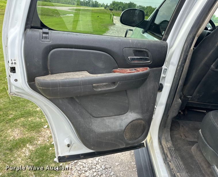 image for item NR9880 2010 Chevrolet  Tahoe  SUV