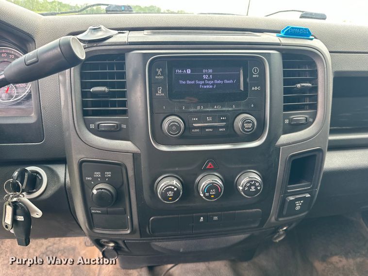 image for item NR9881 2013 Dodge  Ram 1500 Crew Cab pickup truck