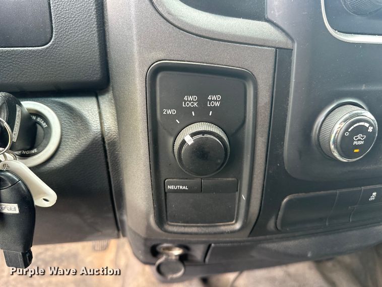 image for item NR9881 2013 Dodge  Ram 1500 Crew Cab pickup truck