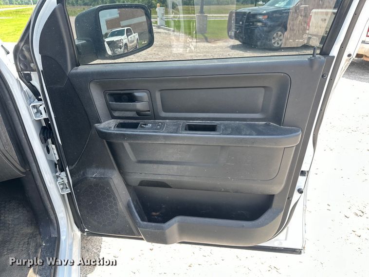 image for item NR9882 2014 Dodge  Ram 1500 Crew Cab pickup truck