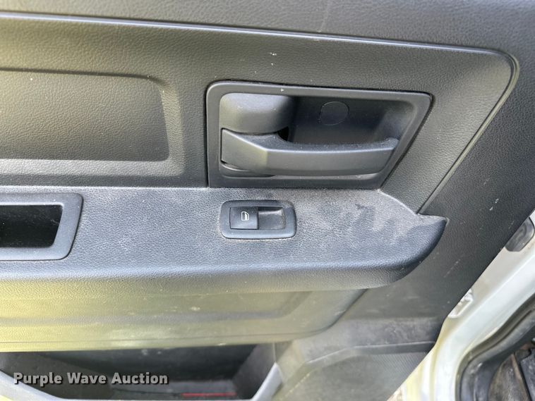 image for item NR9882 2014 Dodge  Ram 1500 Crew Cab pickup truck