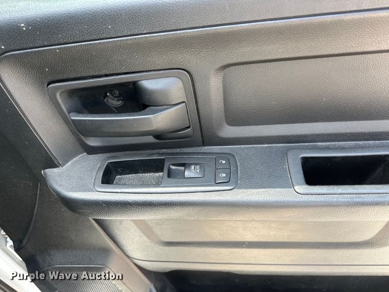 image for item NR9884 2014 Dodge  Ram 1500 Crew Cab pickup truck