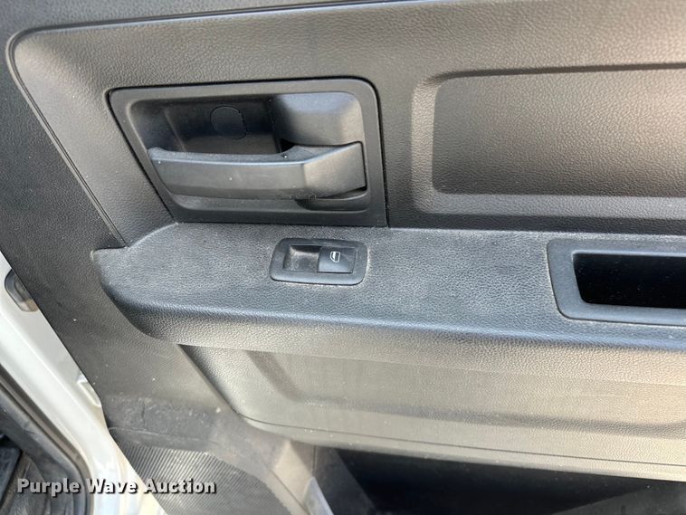 image for item NR9884 2014 Dodge  Ram 1500 Crew Cab pickup truck