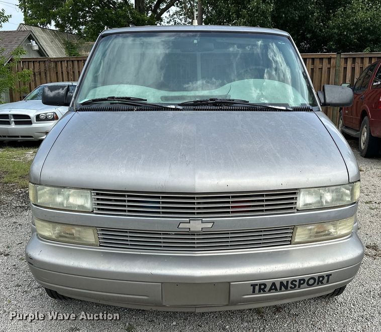 image for item NR9885 2002 Chevrolet  Astro  prisoner transport van