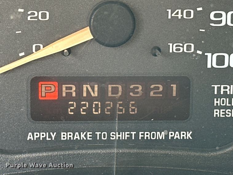 image for item NR9885 2002 Chevrolet  Astro  prisoner transport van