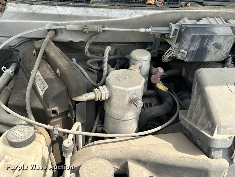 image for item NR9885 2002 Chevrolet  Astro  prisoner transport van