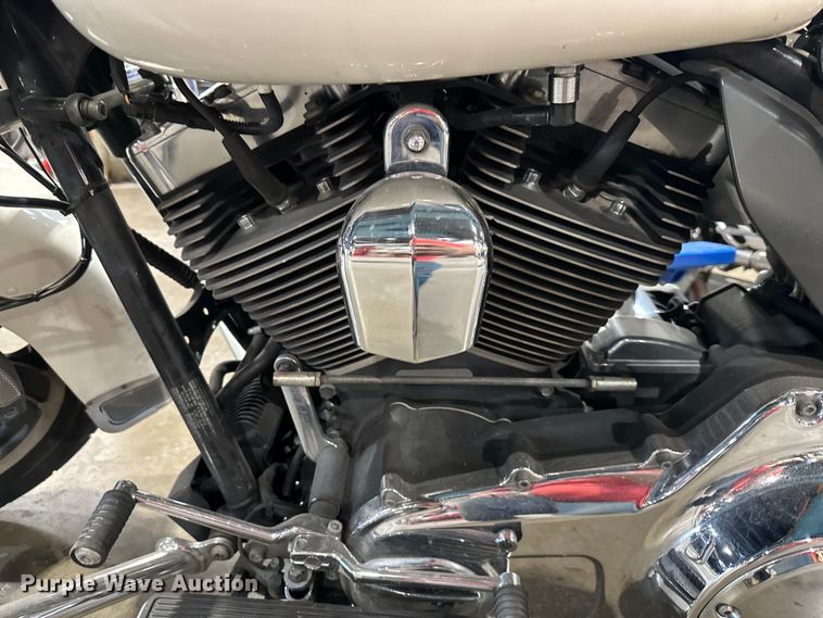 image for item NT9156 2013 Harley Davidson  Road King police  motorcycle