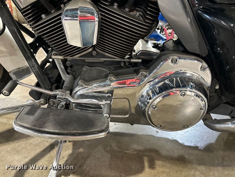 image for item NT9156 2013 Harley Davidson  Road King police  motorcycle