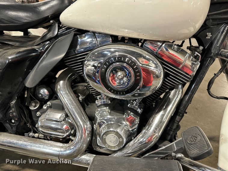 image for item NT9156 2013 Harley Davidson  Road King police  motorcycle