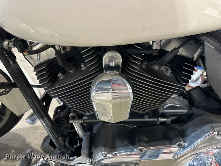 image for item NT9157 2012 Harley Davidson Road King Police  motorcycle