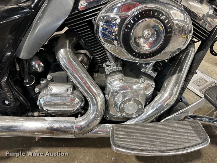 image for item NT9157 2012 Harley Davidson Road King Police  motorcycle