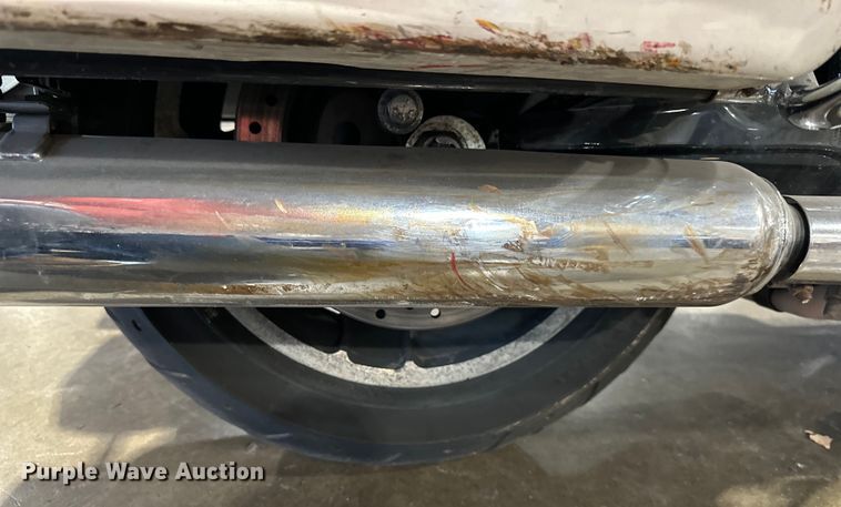 image for item NT9157 2012 Harley Davidson Road King Police  motorcycle