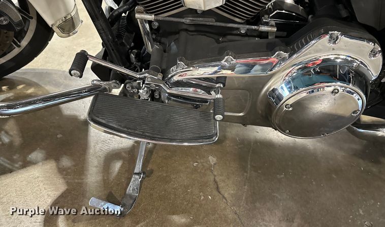 image for item NT9158 2014 Harley Davidson  Road King Police  motorcycle