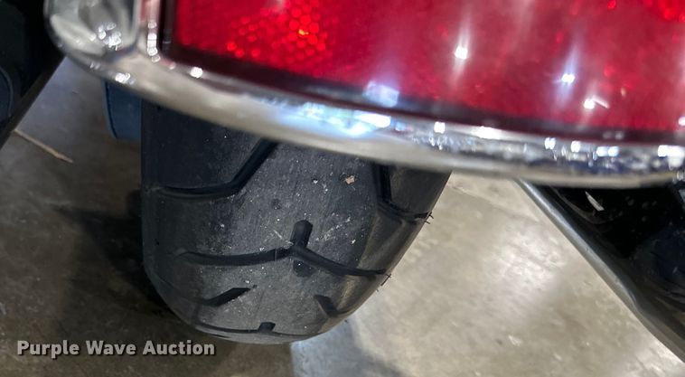 image for item NT9158 2014 Harley Davidson  Road King Police  motorcycle