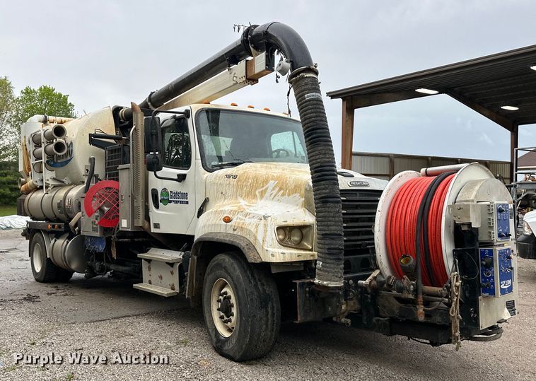 image for item NT9165 2016 Freightliner  114SD sewer jetter truck