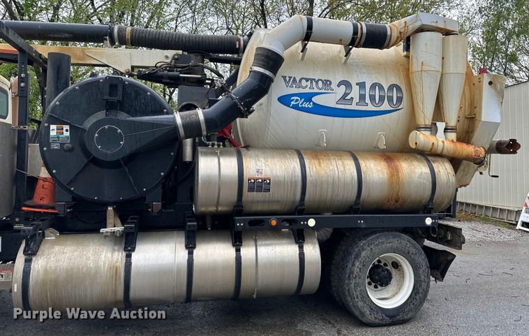 image for item NT9165 2016 Freightliner  114SD sewer jetter truck