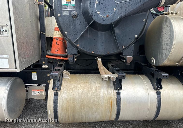 image for item NT9165 2016 Freightliner  114SD sewer jetter truck