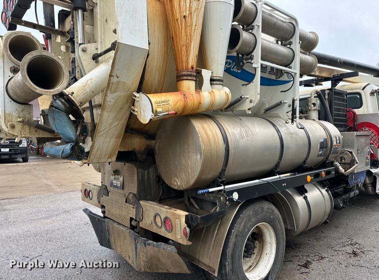 image for item NT9165 2016 Freightliner  114SD sewer jetter truck