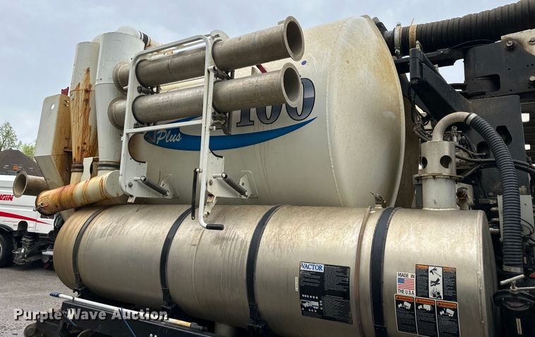 image for item NT9165 2016 Freightliner  114SD sewer jetter truck