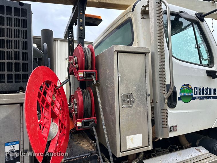 image for item NT9165 2016 Freightliner  114SD sewer jetter truck