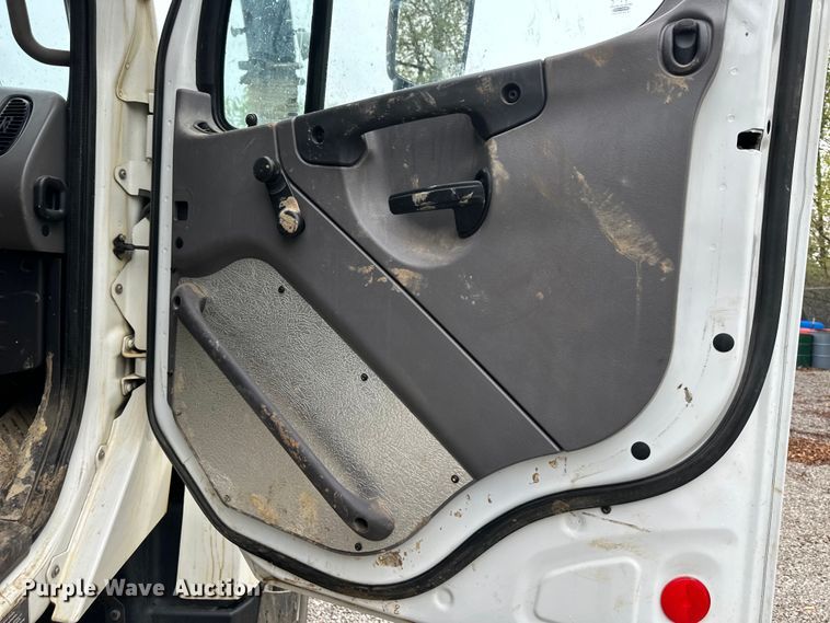 image for item NT9165 2016 Freightliner  114SD sewer jetter truck