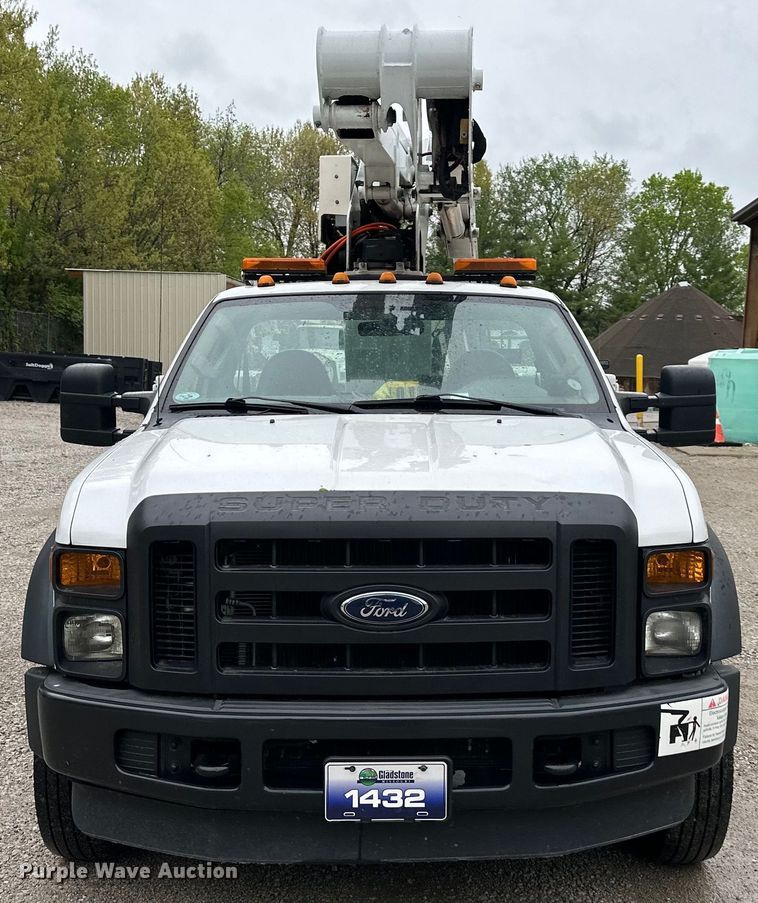 image for item NT9166 2009 Ford F550 Super Duty bucket truck