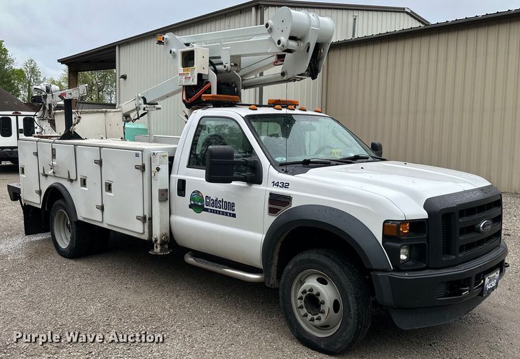 image for item NT9166 2009 Ford F550 Super Duty bucket truck