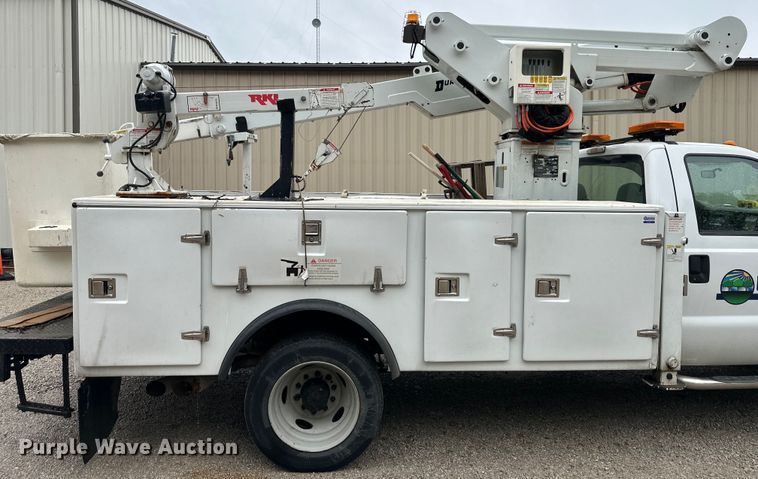 image for item NT9166 2009 Ford F550 Super Duty bucket truck