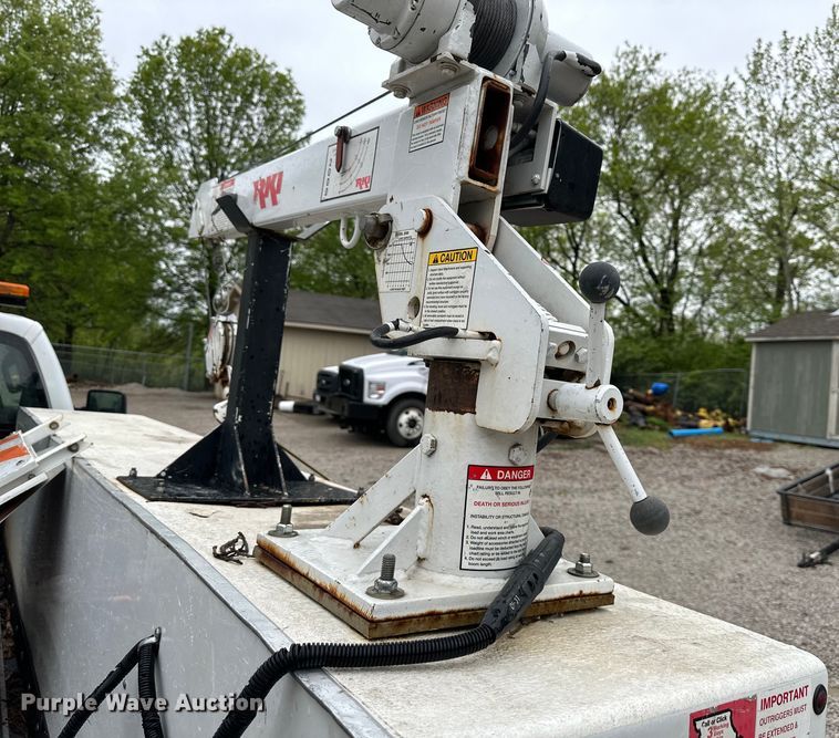 image for item NT9166 2009 Ford F550 Super Duty bucket truck