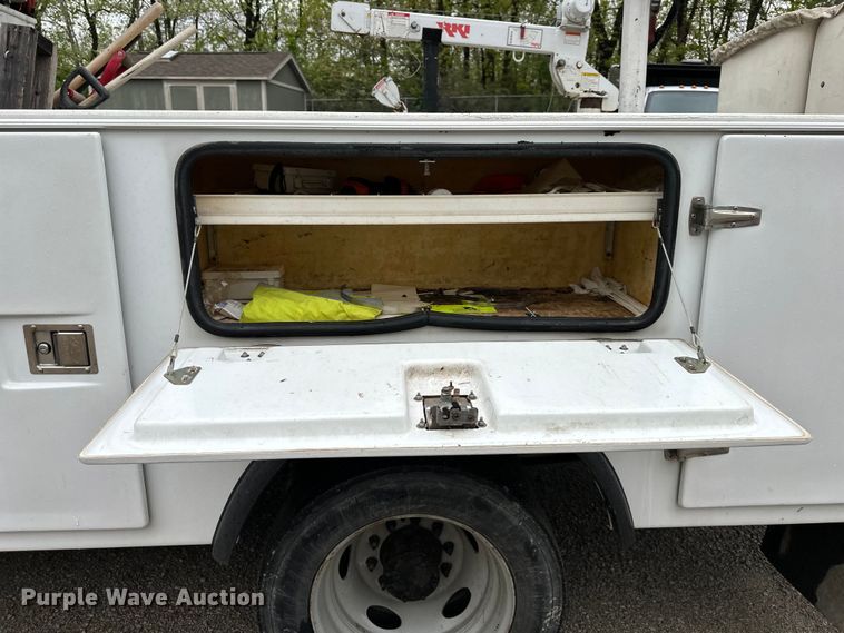 image for item NT9166 2009 Ford F550 Super Duty bucket truck