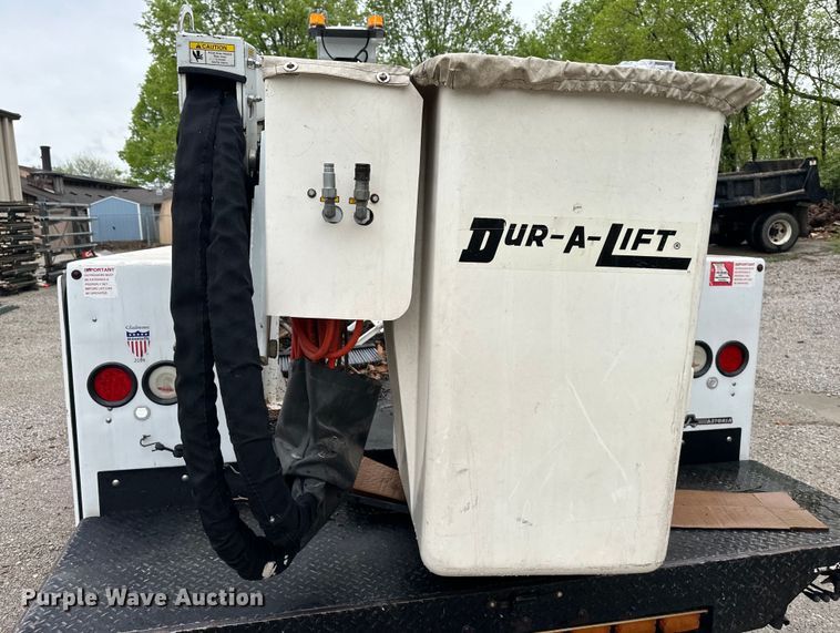 image for item NT9166 2009 Ford F550 Super Duty bucket truck