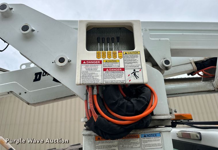 image for item NT9166 2009 Ford F550 Super Duty bucket truck