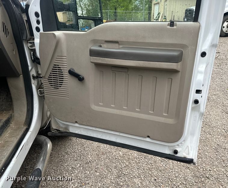 image for item NT9166 2009 Ford F550 Super Duty bucket truck