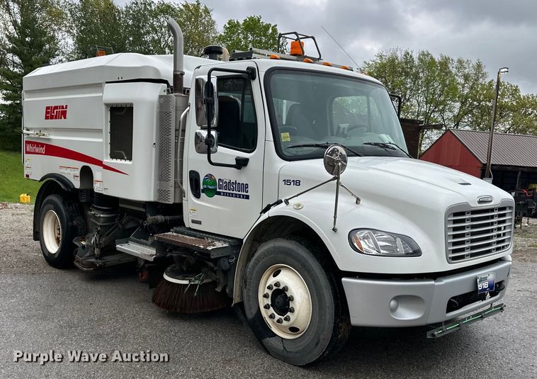 image for item NT9167 2015 Freightliner  M2 street sweeper truck