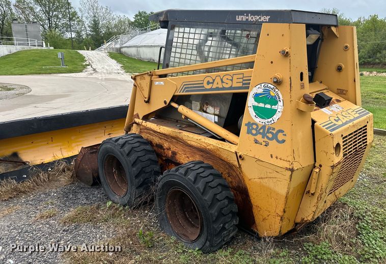 image for item NT9169 1996 Case  1845C skid steer loader
