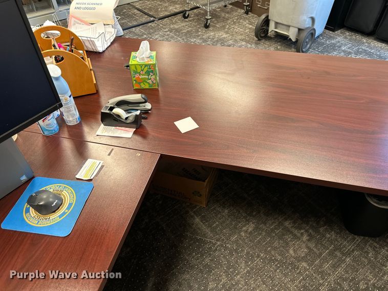 image for item NT9182 (2) desks