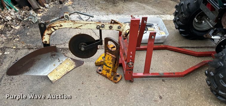 image for item NV9221 1997 Polaris Magnum ATV