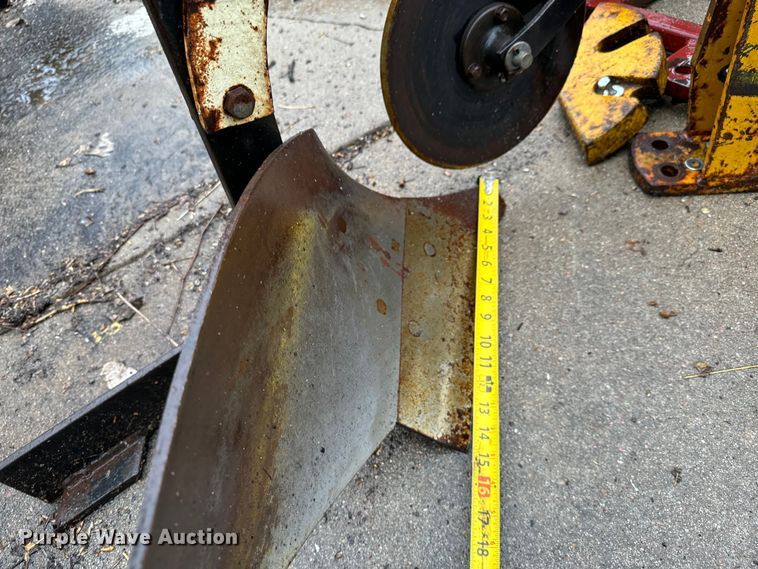 image for item NV9221 1997 Polaris Magnum ATV