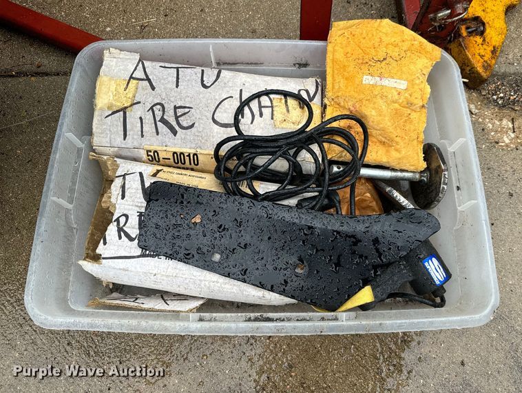 image for item NV9221 1997 Polaris Magnum ATV