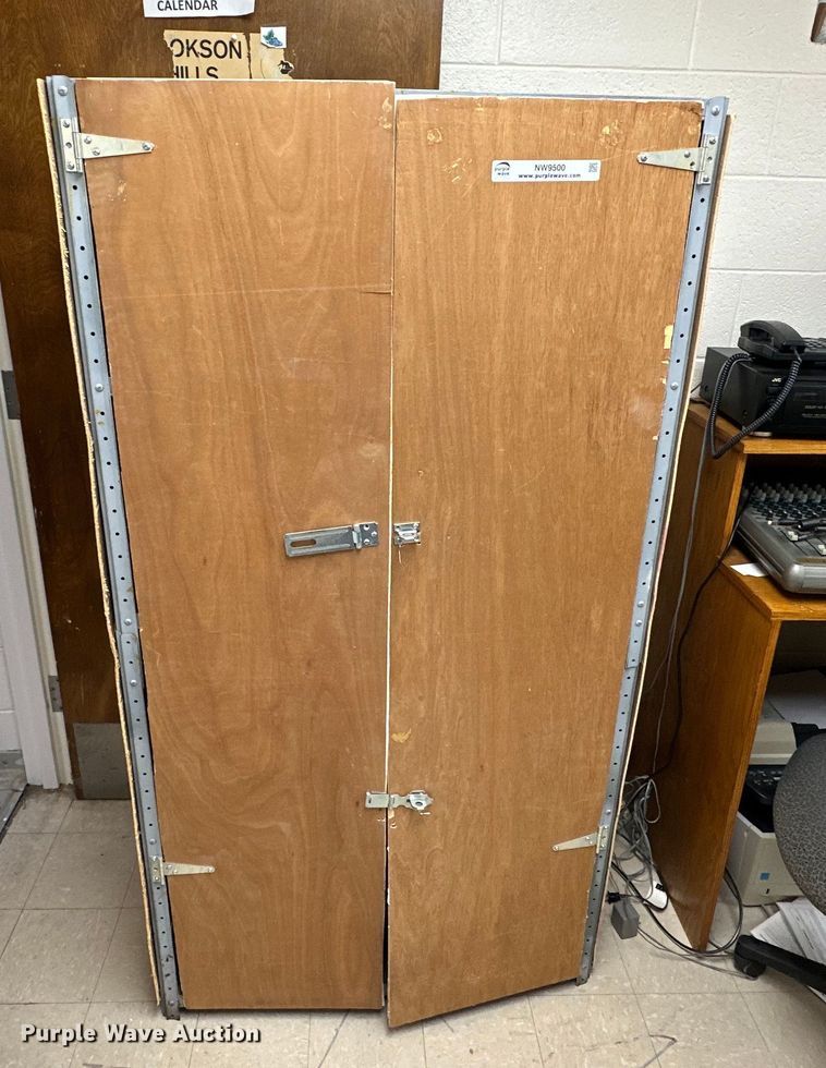 image for item NW9500 Office equipment 