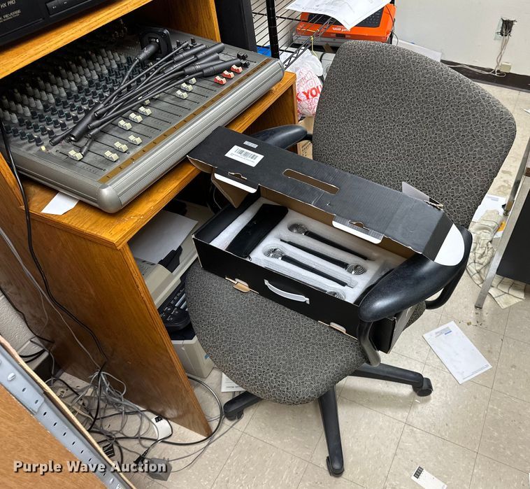 image for item NW9500 Office equipment 