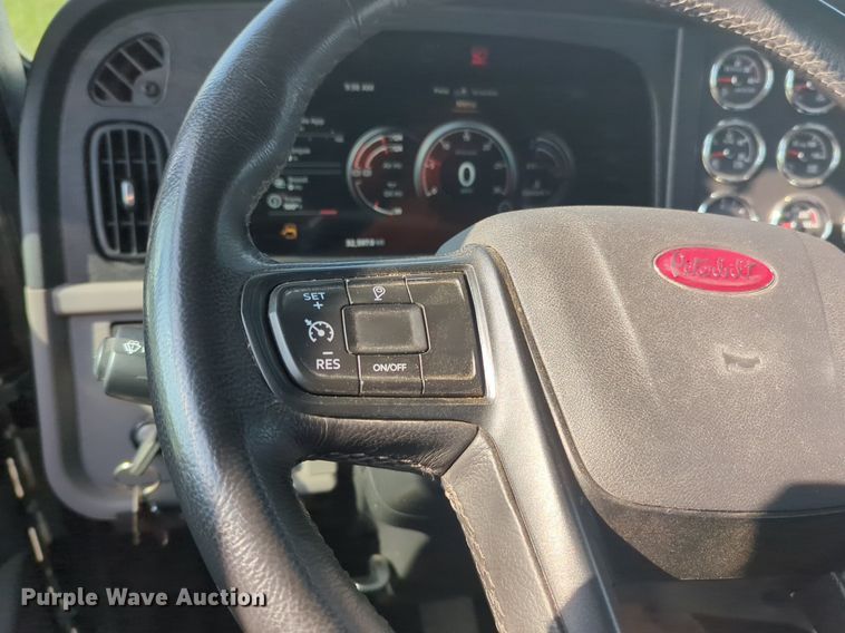 image for item NZ9698 2024 Peterbilt 389 semi truck