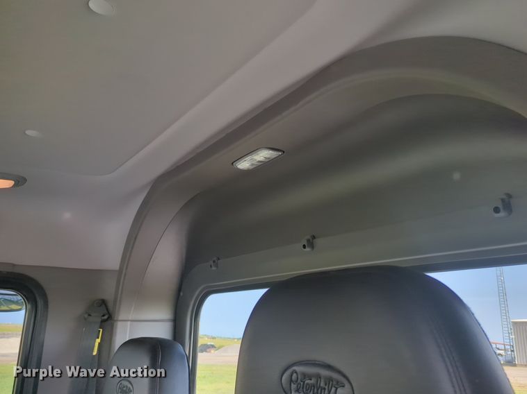 image for item NZ9698 2024 Peterbilt 389 semi truck