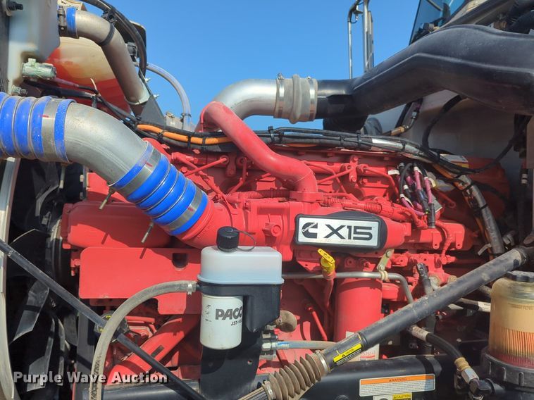 image for item NZ9698 2024 Peterbilt 389 semi truck